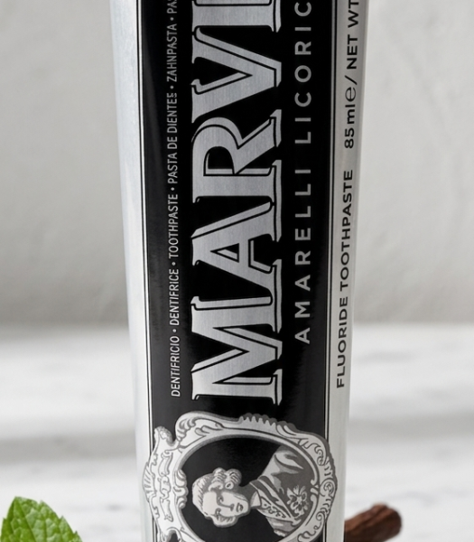Marvis Amarelli Licorice Toothpaste - Licorice Mint Dental Care